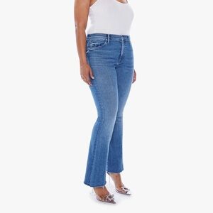 Mother Denim - The Weekender Fray in A Groovy Kind of Love 32